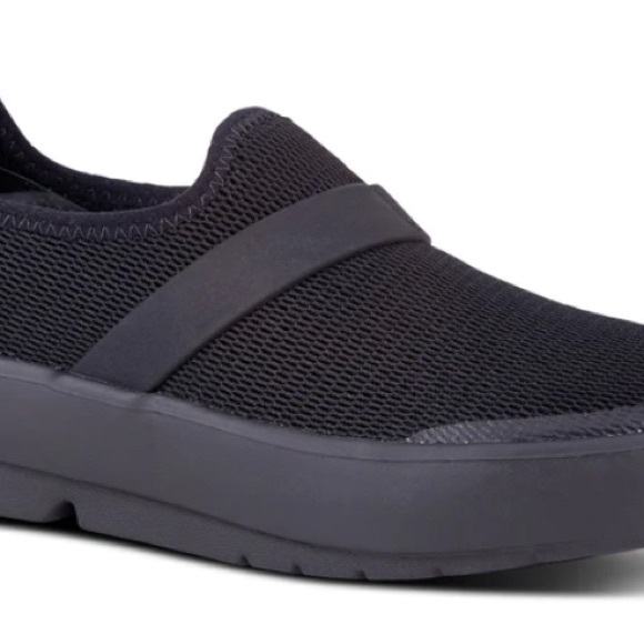 OOFOS 00mg Low Shoe - Size 9 - Picture 3 of 8